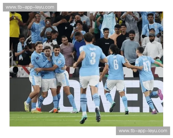 伯纳乌之夜,史诗对决:皇马与拜仁的欧冠二番战荣耀之约 伯纳乌之夜,史诗对决:皇马与拜仁的欧冠二番战荣耀之约