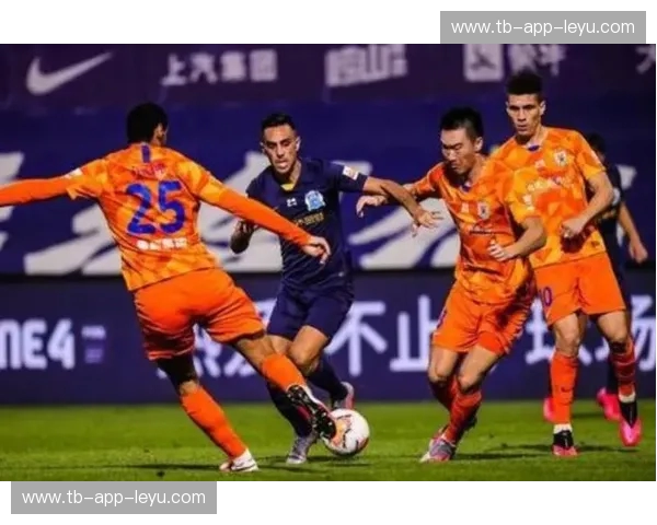 绿茵激情,巅峰对决:鲁能vs富力全场回顾,一场荡气回肠的足球史诗 绿茵激情,巅峰对决:鲁能vs富力全场回顾,一场荡气回肠的足球史诗